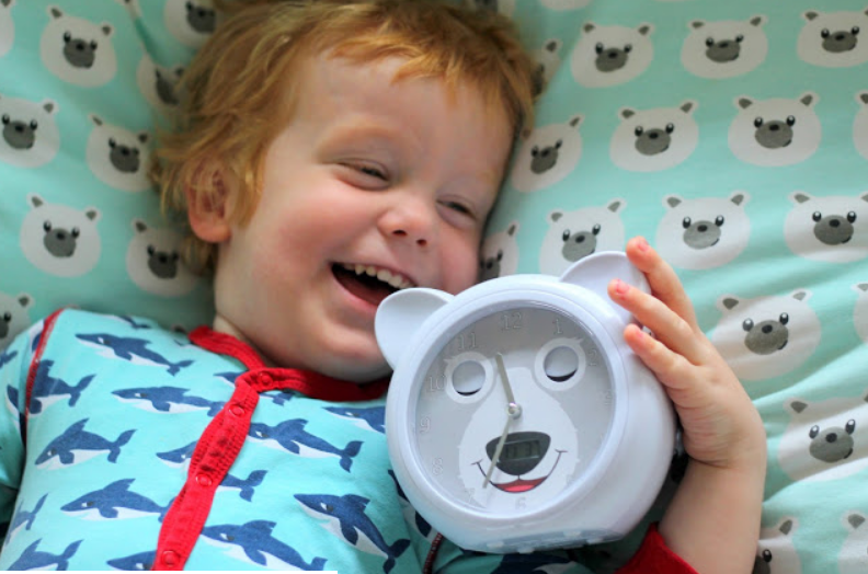 Bobby the Bear – intuitive alarm clock for your little one